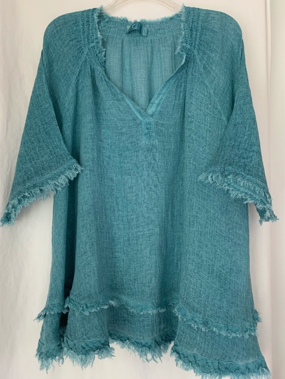 Tina Stephens Made in Italy turquoise crinkle linen tunic top with fringe detail